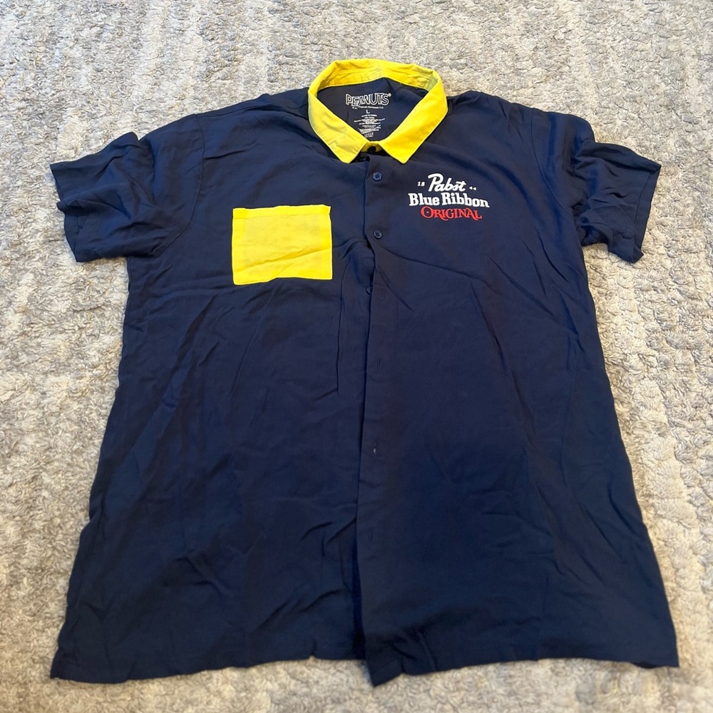 Peanuts x Pabst Blue Ribbon Original Space Blue/Daisy Short Sleeve Shirt L